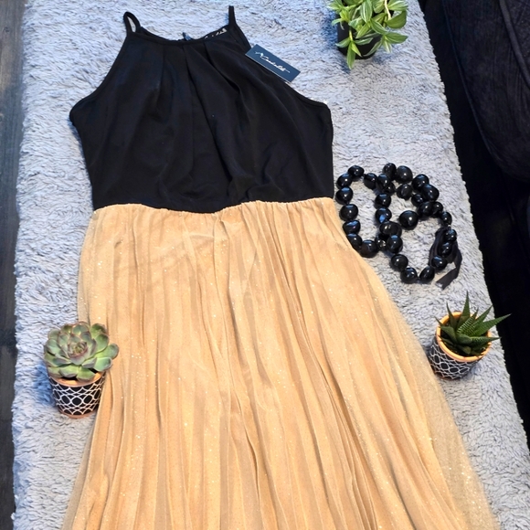 Beautiful long dress black and beige gold size S New with Tag - Picture 5 of 8